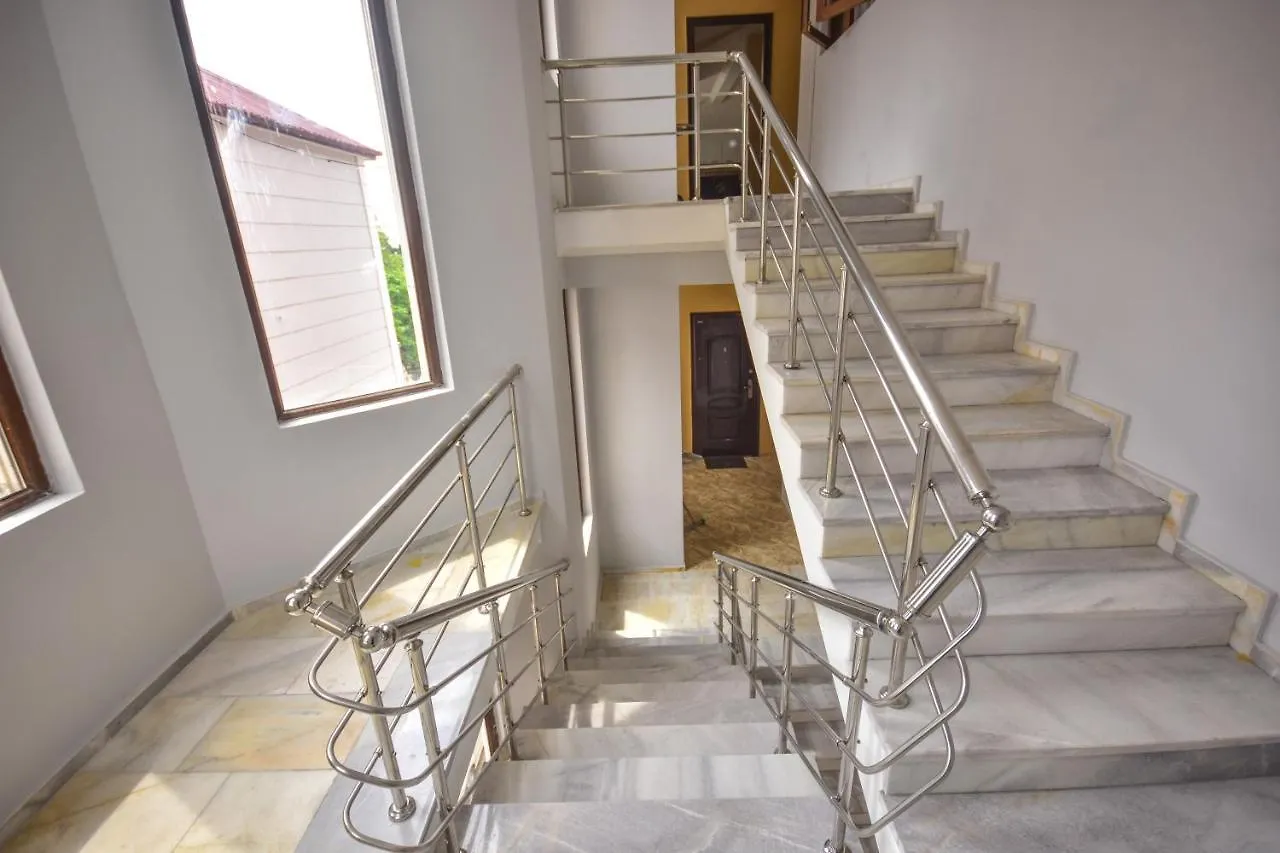 Family Apartments Batumi 0*,