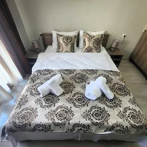  Konukevi Apartments On Vaja Pshavela